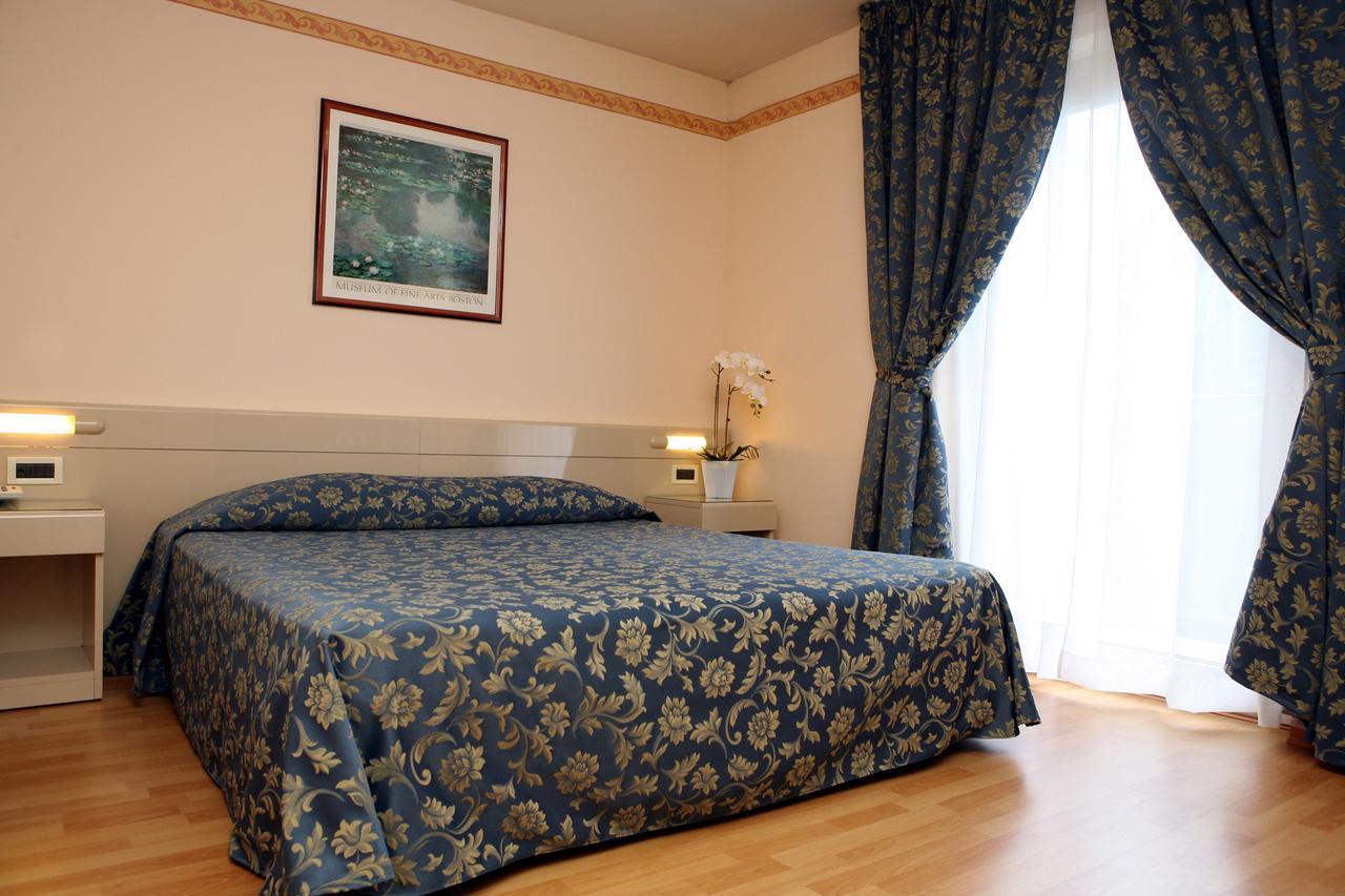 Excelsior Hotel
